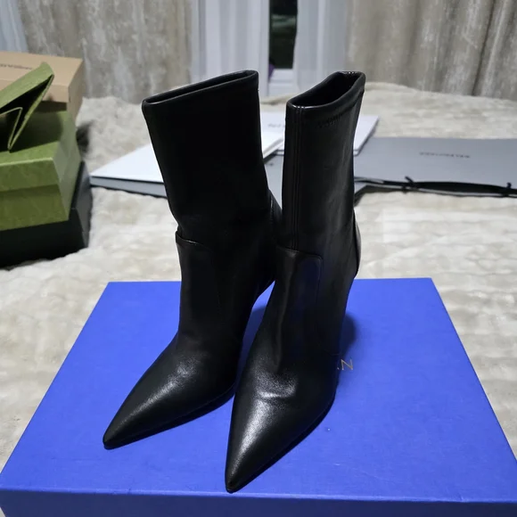 Stuart Weitzman Black Pointed Toe Leather Stiletto Sock Boots - Picture 6 of 10